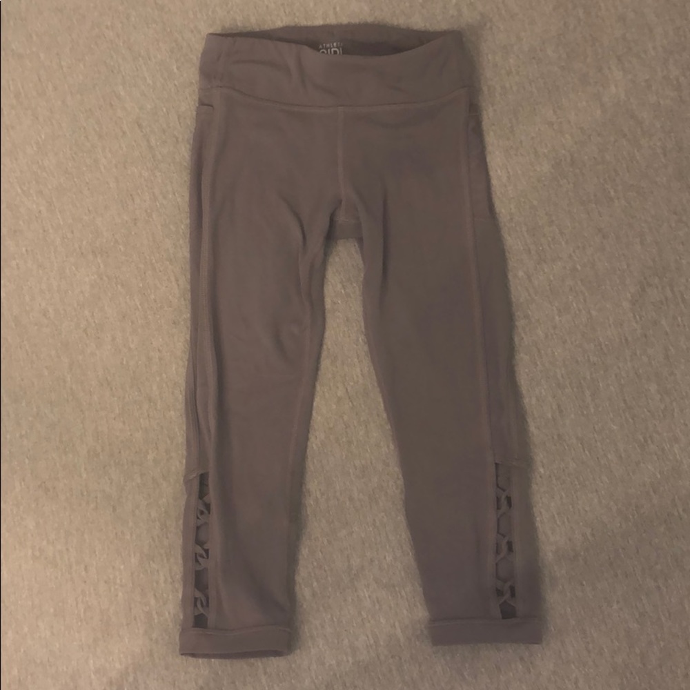 Athleta girl Capri leggings